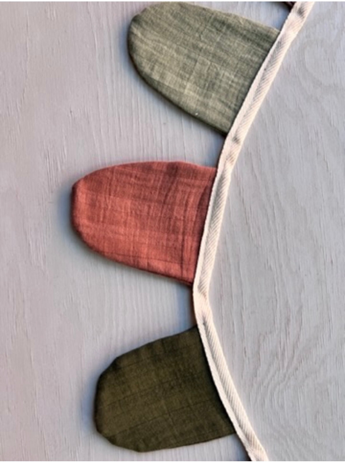 Kleine Wimpelkette Musselin