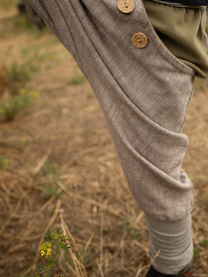 Knickerbocker herringbone with colorful pockets
