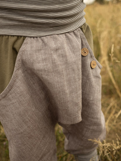 Knickerbocker herringbone with colorful pockets