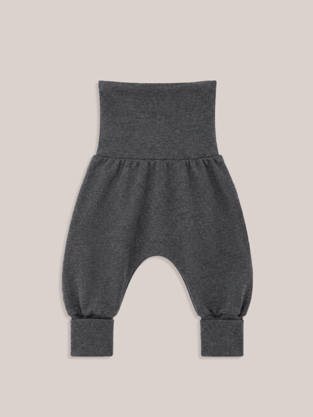 petit cochon Babyknicker aus weichem, dunkelgrau meliertem Feinstrick-Jersey mit hohem Bündchen