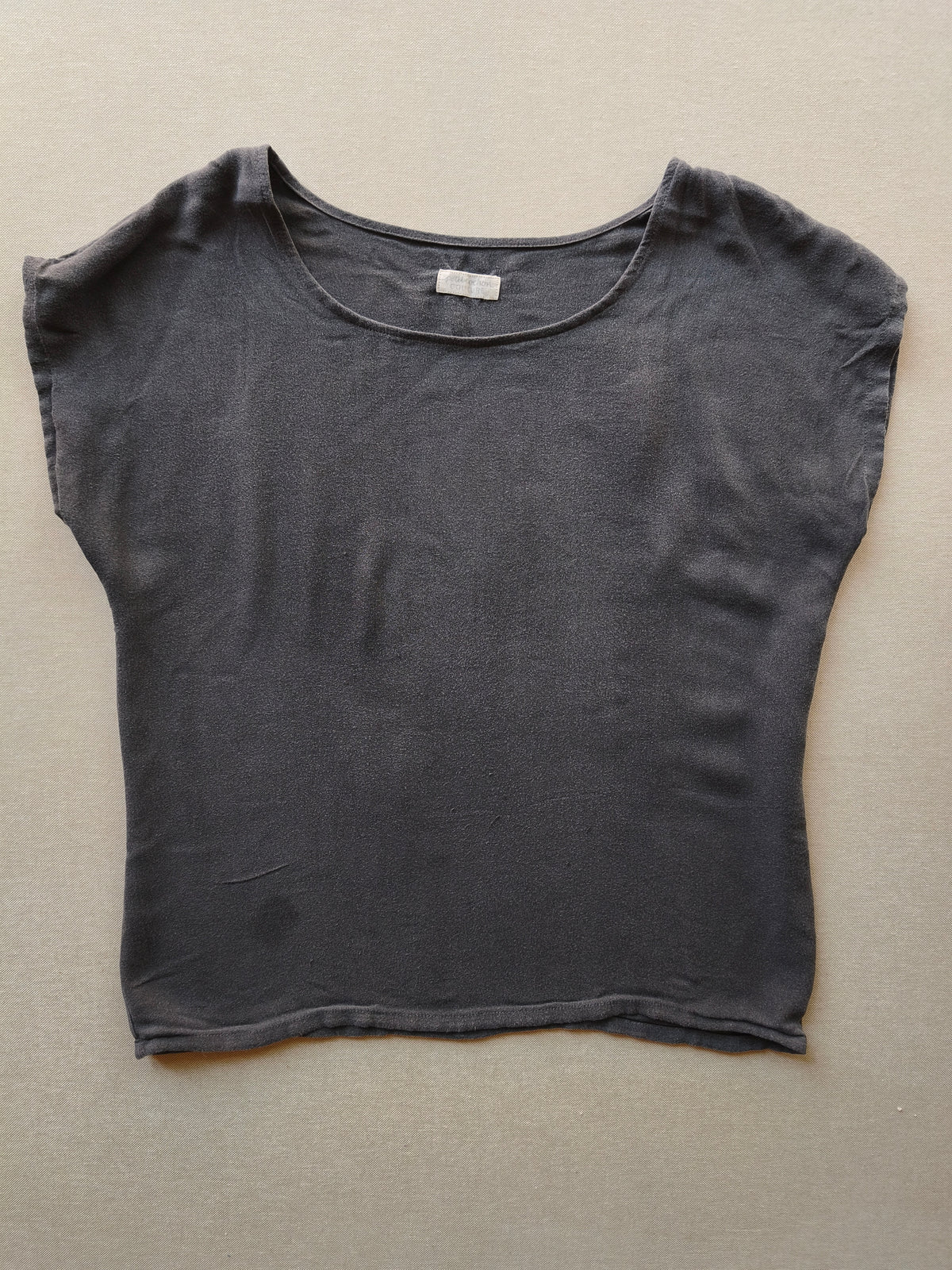 Frauen Crepe Shirt Ruß Gr S / kleiner Fleck