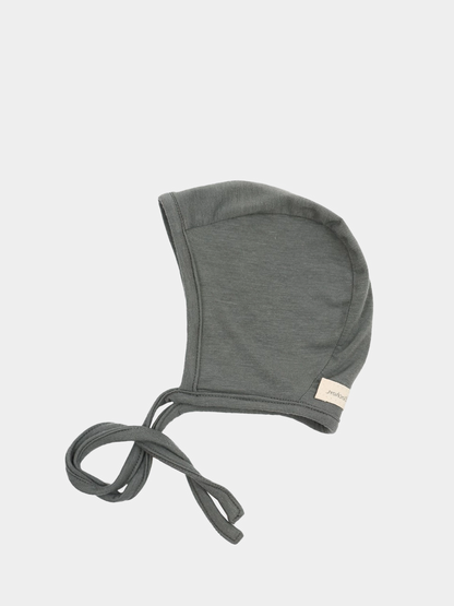 Babyhäubchen Kaschmir-Mix - Taube für Babys, aus kuschelweichem Micromodal-Kaschmirstoff, ideal für Wärme und Schutz der Babyköpfchen.